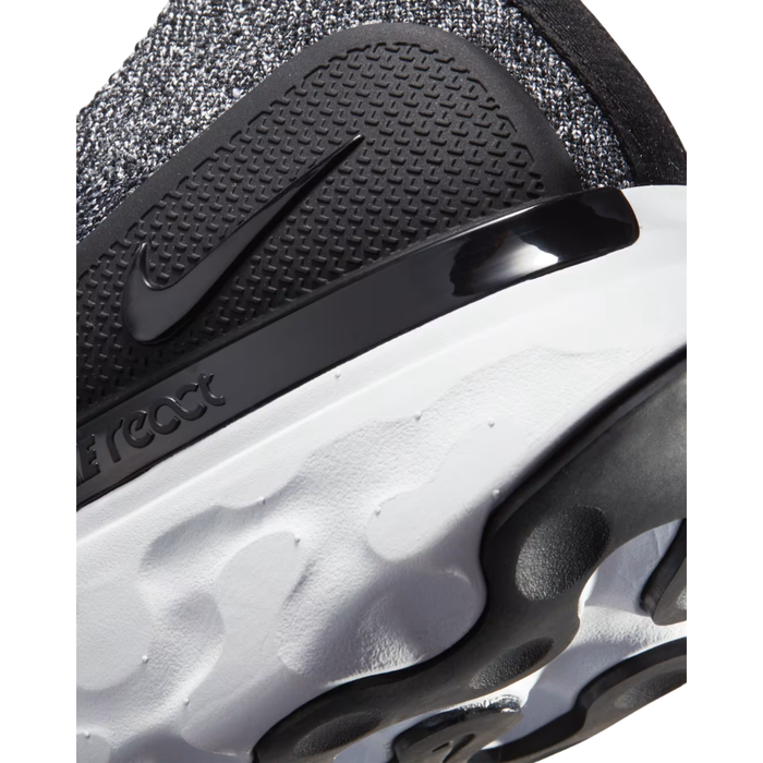 Nike Women’s Phantom Run 2 Road Running Shoes – CJ0280-002
