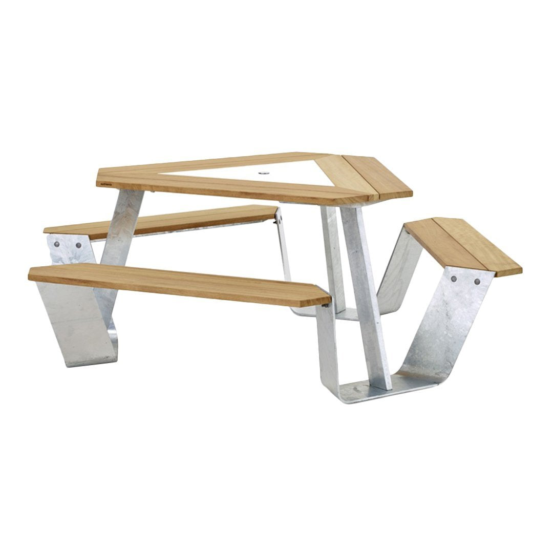 Anker Table