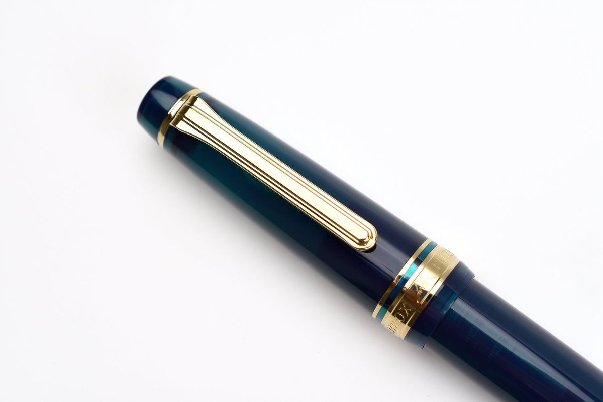 BUNGUBOX Original Oversized Fountain Pen - Fujiyama Blue