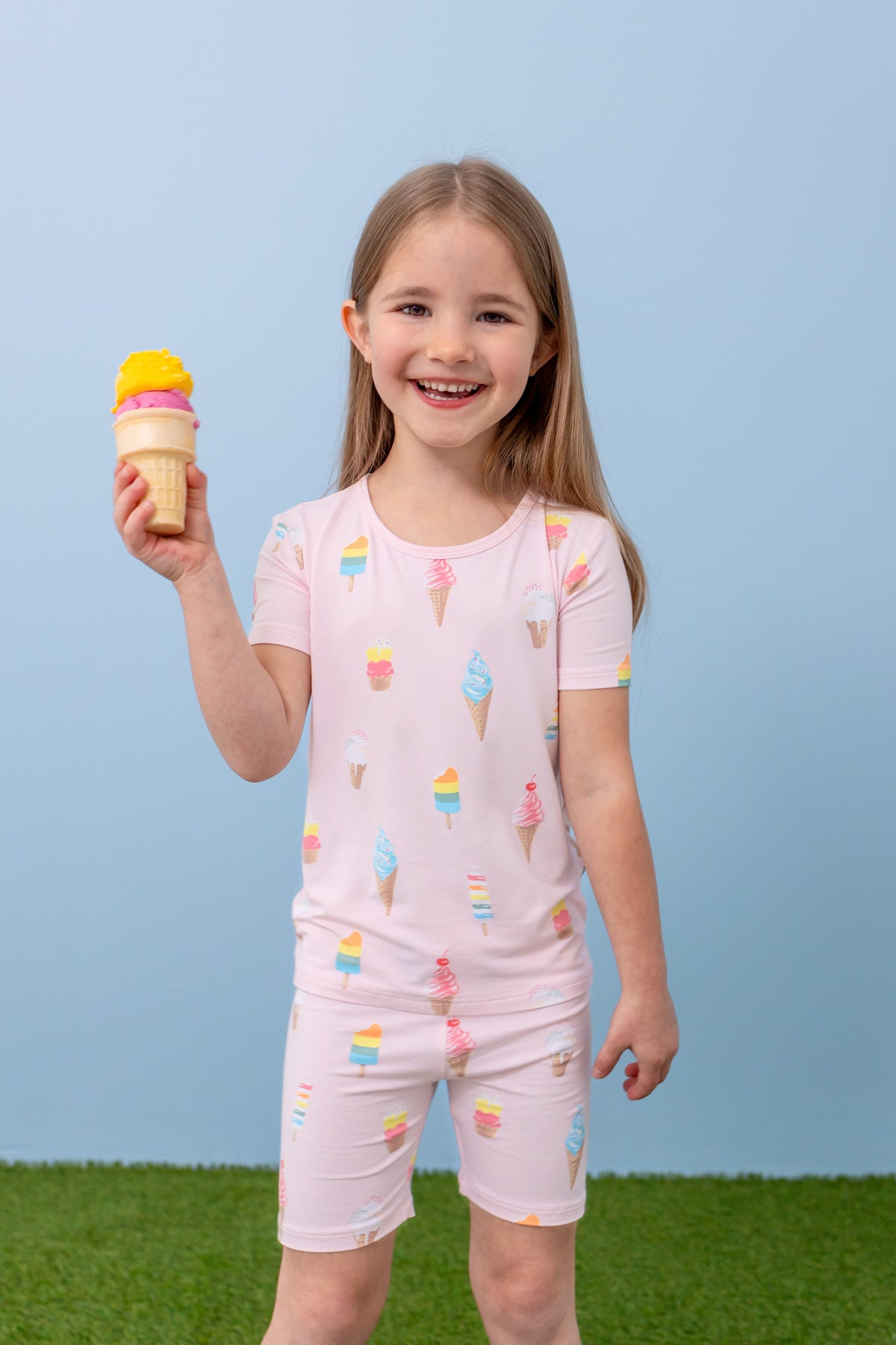 Short Sleeve Pajamas in Sakura Ice Cream
