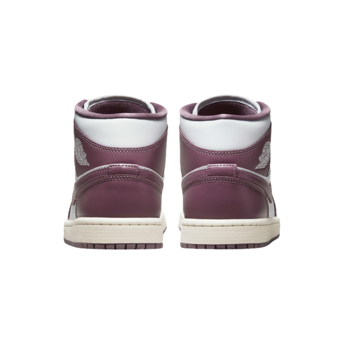 Air Jordan 1 Mid Women’s Shoes - BQ6472-050