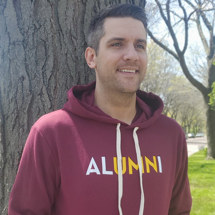 ALUMNI Pullover Hoodie in Maroon