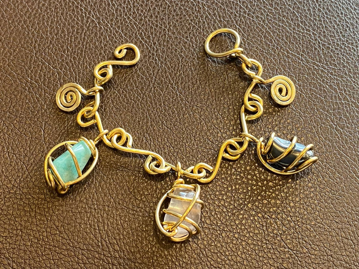 BRONZE+AMAZONITE+HEMATITE  +ROSE QUARTZ CHARM BRACELET