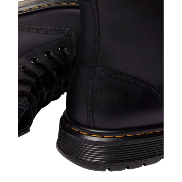 Dr. Martens Men's Crewson Chukka Leather Casual Boots – 41550001