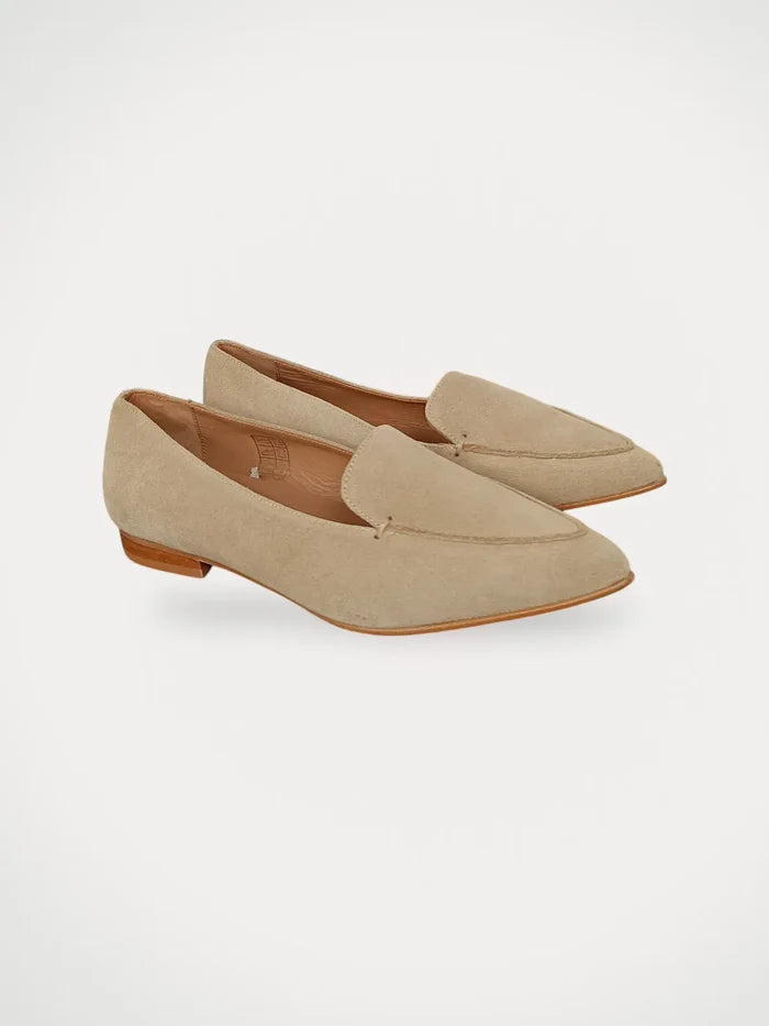 Flattered Alex Beige Suede-loafers NWOT
