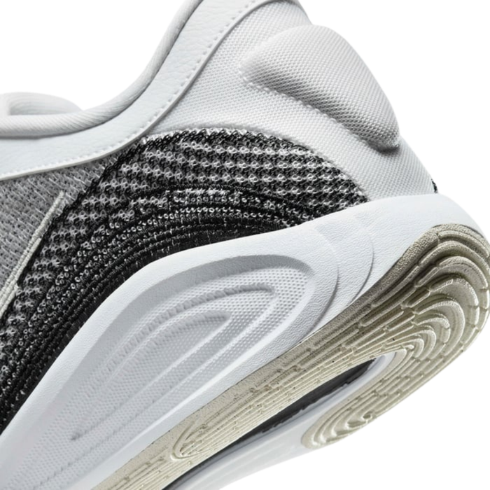 Nike Men's G.T. Hustle Academy Basketball Shoes – FJ7791-100
