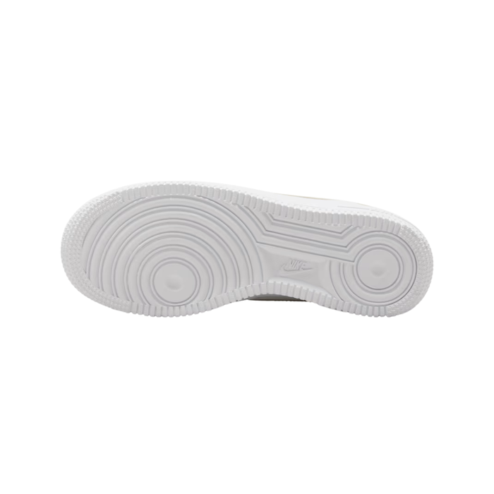 Nike Older Kids’ Air Force 1 LV8 Shoes – FV7725-100