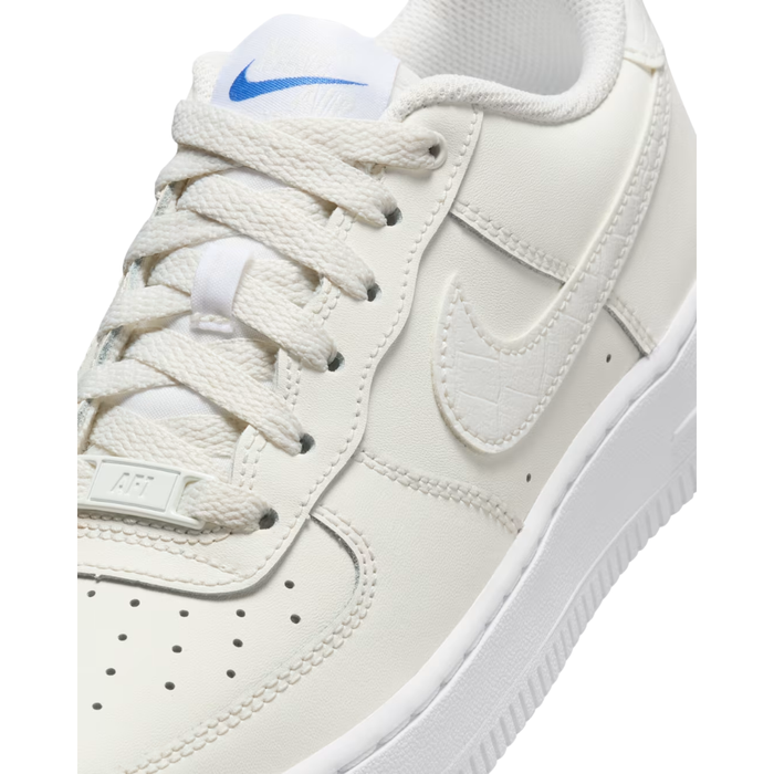 Nike Older Kids’ Air Force 1 LV8 Shoes – FV7725-100