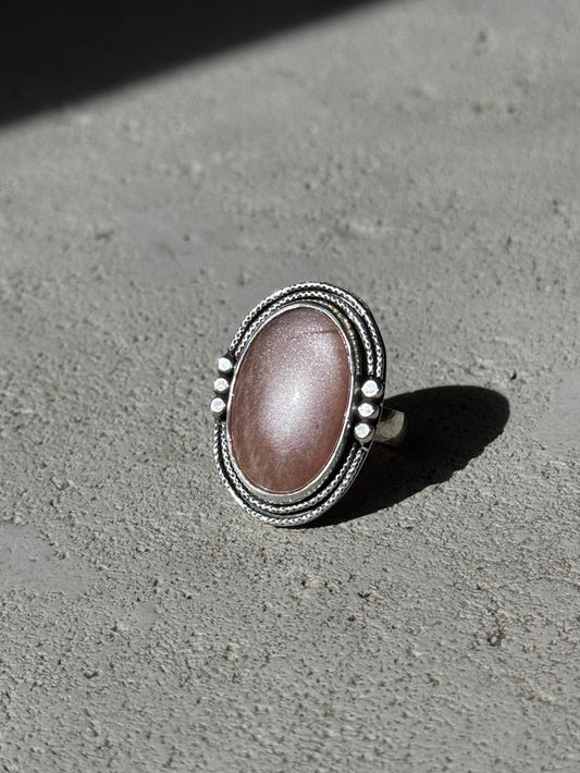 Peach Moonstone / Sunstone Ring Sz 8