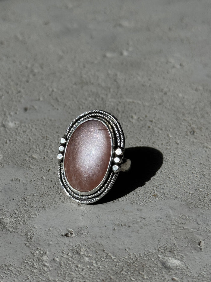 Peach Moonstone / Sunstone Ring Sz 8