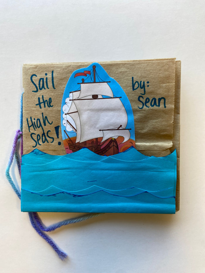 Compact ship die-cut notepad for educational activities