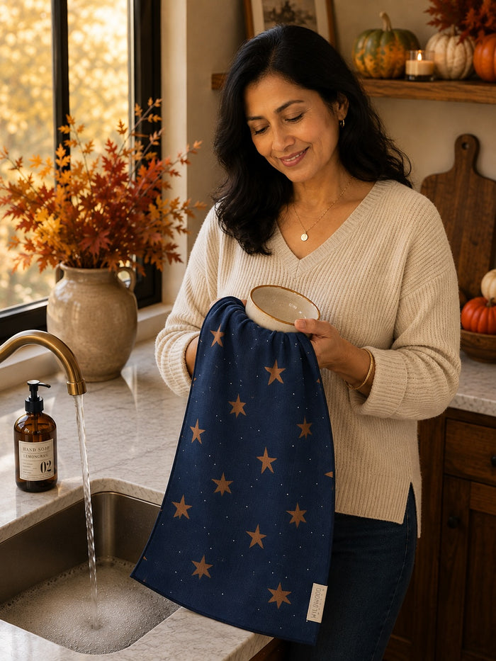 STELLAR BLUE MICROFIBER - HAND TOWEL