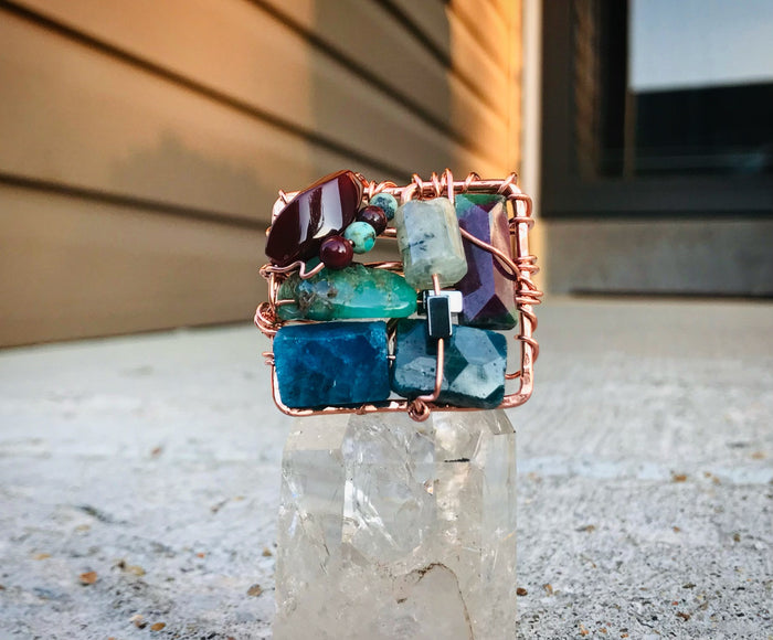 ☀️SUPERNATURAL STATUS☀️APATITE+ZOISITE+PREHNITE +CHRYSOPRASE+CARNELIAN  +HEMATITE PARTY RING