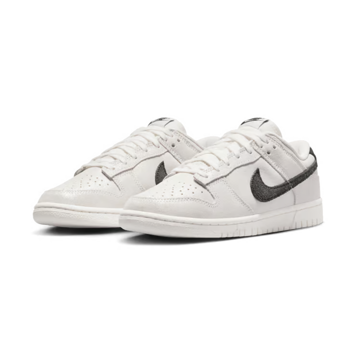 Nike Women’s Dunk Low SE Shoes - HQ3502-100