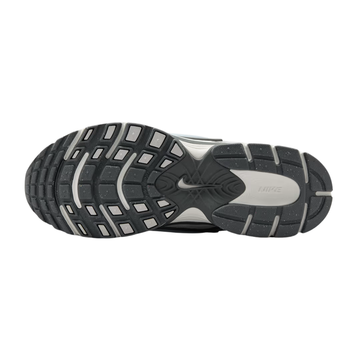 Nike Women’s V5 RNR Running Shoes – HQ7901-103